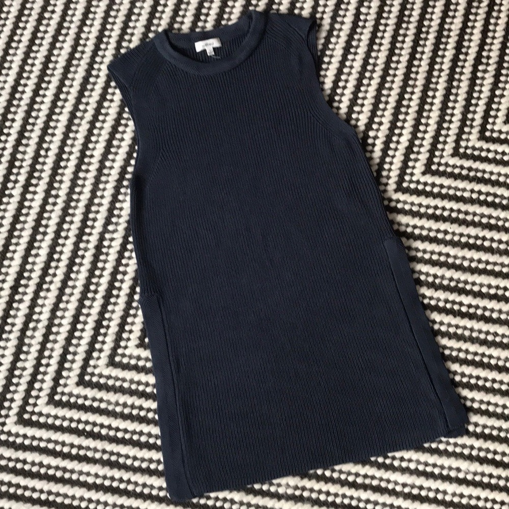 Aritzia Palmier Sweater - Picture 4 of 8
